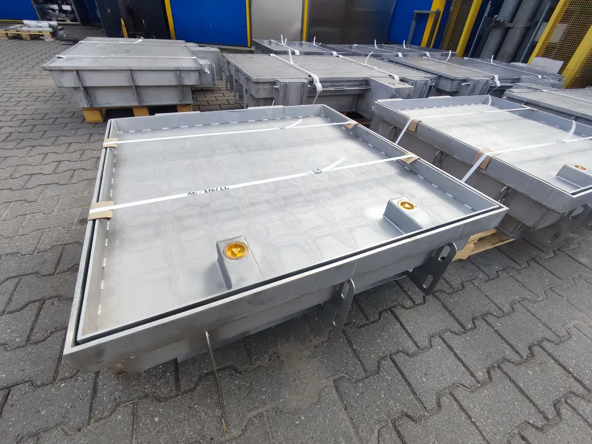 Edelstahl-Schachtabdeckung, professionell, einteilig, mit Deckel zur Verblendung mit Pflaster oder Stein