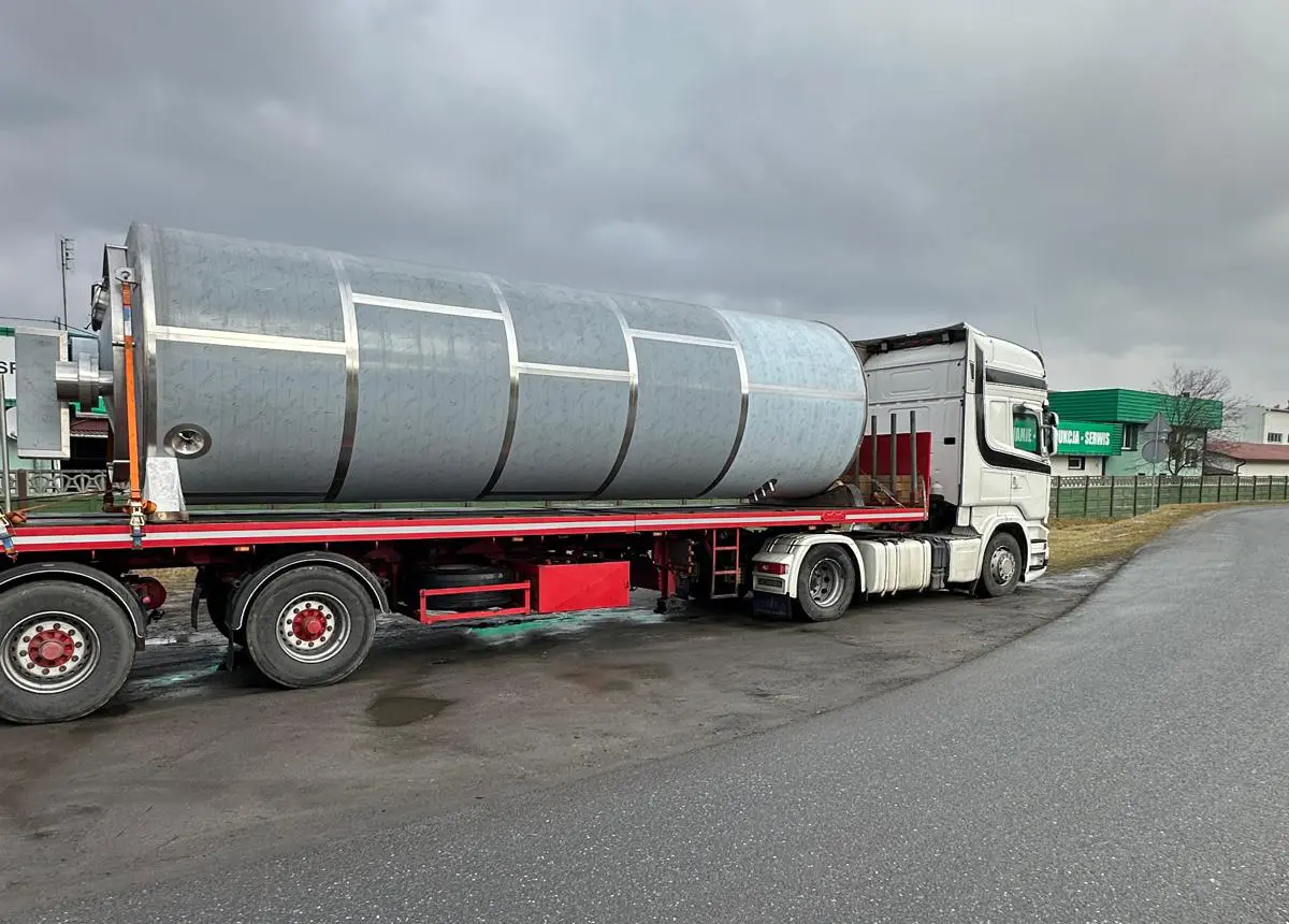 Edelstahl-Lagertanks