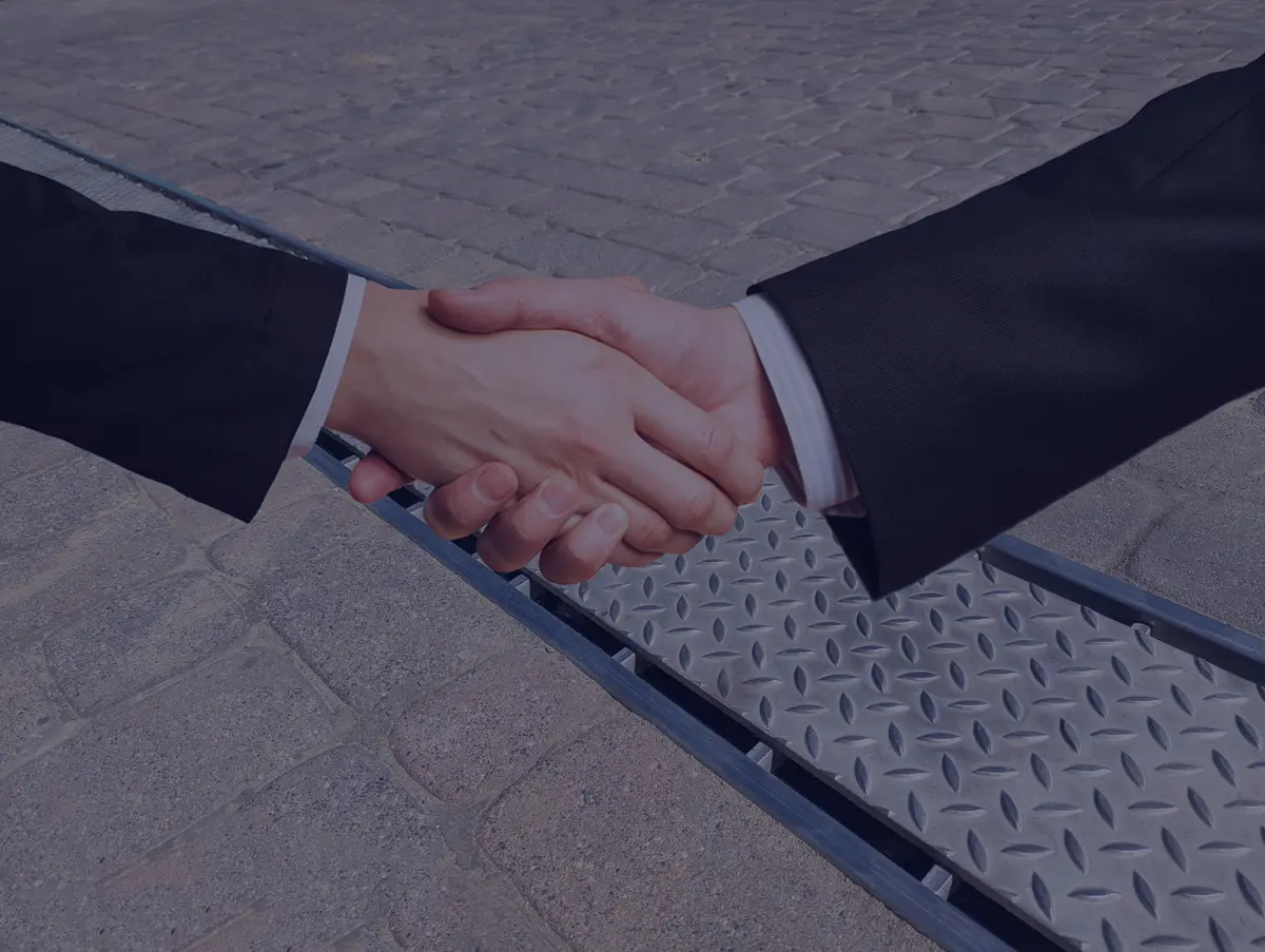 Zusammenarbeit im Bereich der industriellen Entwässerung aus Edelstahl